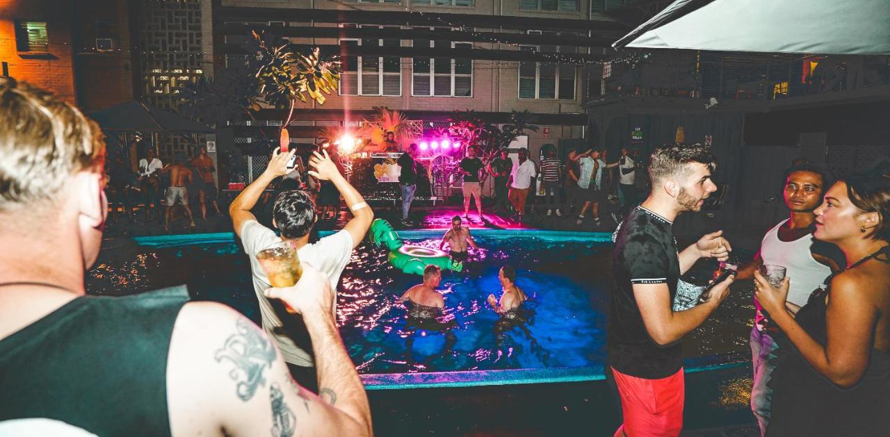 Youth Shack Backpackers Darwin Bagian luar foto