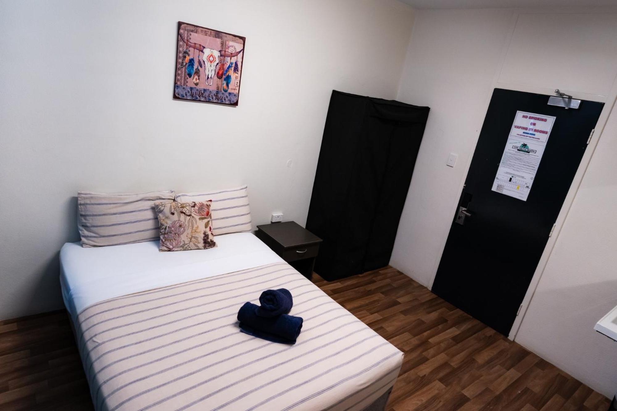 Youth Shack Backpackers Darwin Bagian luar foto