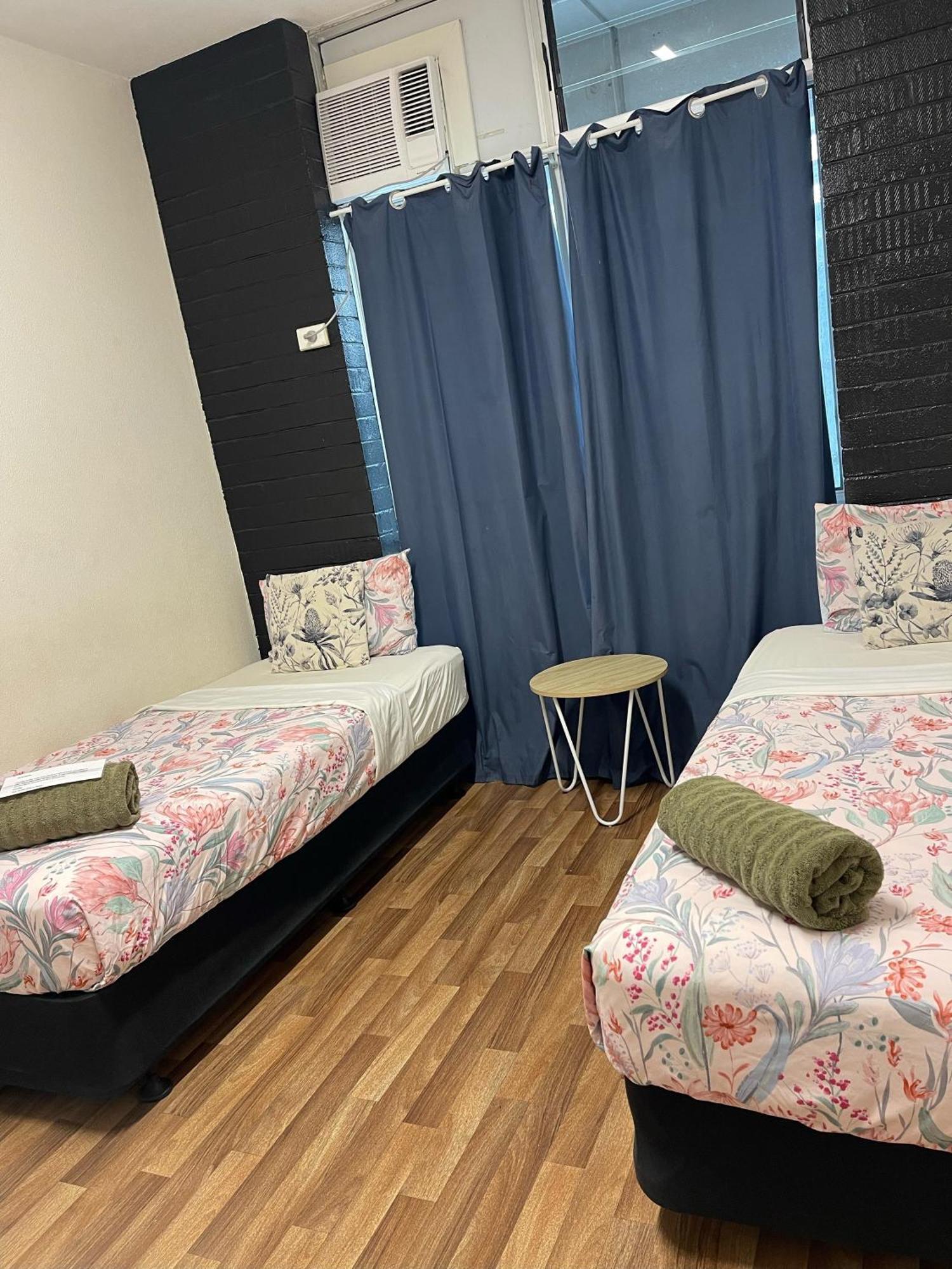 Youth Shack Backpackers Darwin Bagian luar foto