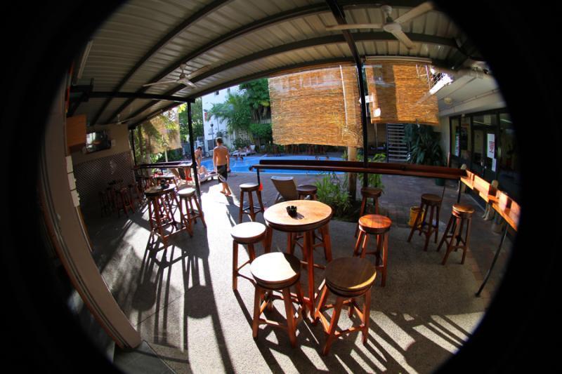 Youth Shack Backpackers Darwin Bagian luar foto